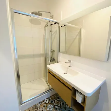 Daire Stanislas Apartment, 8 People, Private Parking Colmar