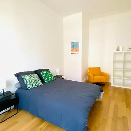 Daire Stanislas Apartment, 8 People, Private Parking