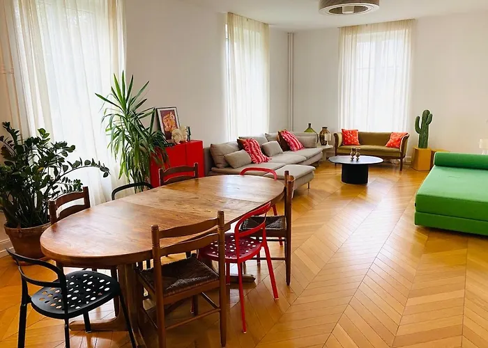 Apartamento Stanislas Apartment, 8 People, Private Parking *