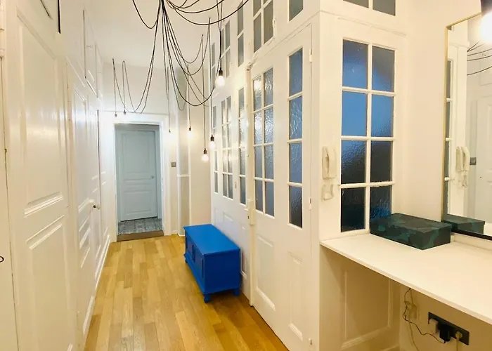 Apartamento Stanislas Apartment, 8 People, Private Parking