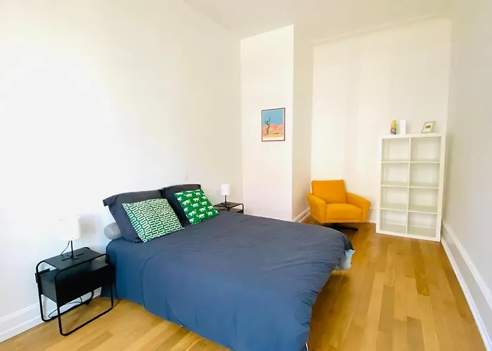 Apartamento Stanislas Apartment, 8 People, Private Parking